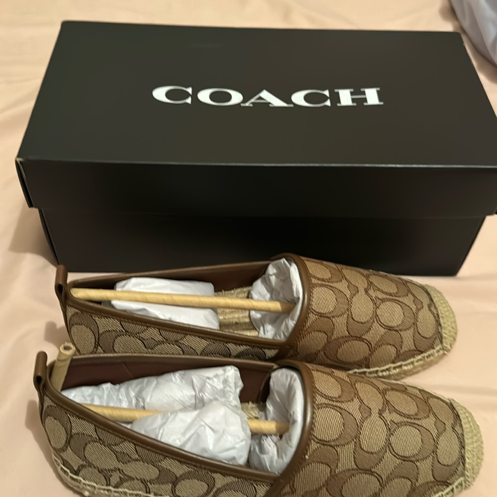 Women Coach Espardillas